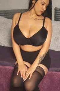 Stefani Callgirl Berlin mit Mega dicken Titten und Super Escortservice